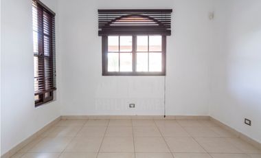 Remate: Venta de Casa Costa Sur, PH El Doral