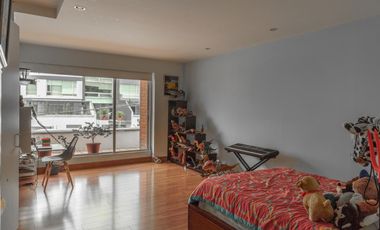 Vendo departamento 4 dormitorios en Quito Tenis 520m2 AH