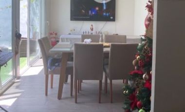 Casa en Venta en C35277 - Venta Casa República de Cuba Providencia- 3D2B1E
