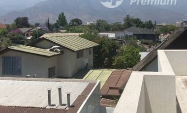Casa en Venta en C35277 - Venta Casa República de Cuba Providencia- 3D2B1E