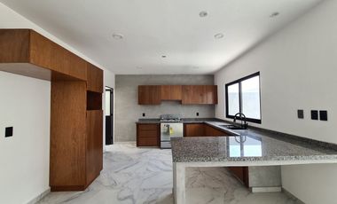 Casa en VENTA en LOMAS DEL DORADO
