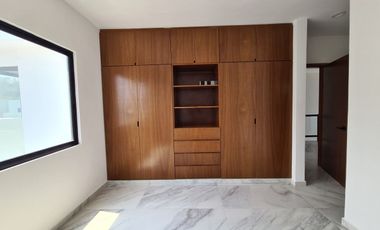 Casa en VENTA en LOMAS DEL DORADO