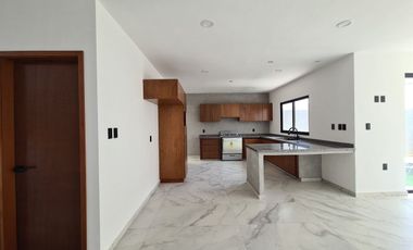 Casa en VENTA en LOMAS DEL DORADO