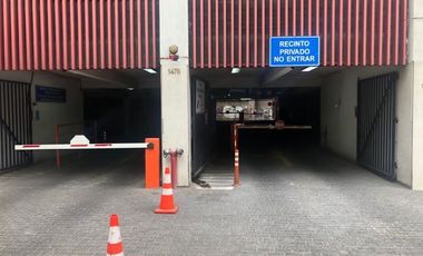 Estacionamiento en Venta en Agustinas