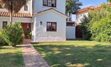 Casa en Venta en condominio el golf