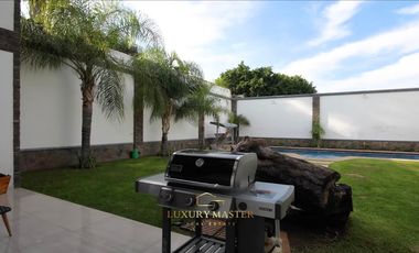 Casa en Venta en Los Gavilanes con Alberca