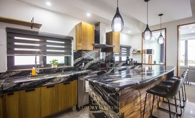 Casa en Venta en Los Gavilanes con Alberca