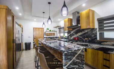 Casa en Venta en Los Gavilanes con Alberca