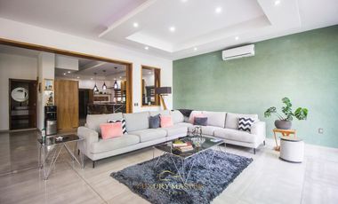 Casa en Venta en Los Gavilanes con Alberca