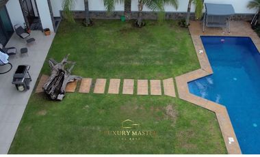 Casa en Venta en Los Gavilanes con Alberca