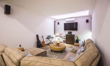 Casa en Venta en Los Gavilanes con Alberca