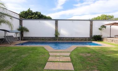 Casa en Venta en Los Gavilanes con Alberca
