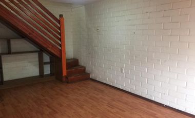 Arriendo de casa de dos pisos en Quillota - Villa Paraíso.