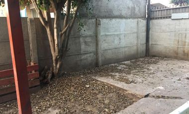 Arriendo de casa de dos pisos en Quillota - Villa Paraíso.