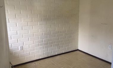 Arriendo de casa de dos pisos en Quillota - Villa Paraíso.