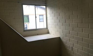 Arriendo de casa de dos pisos en Quillota - Villa Paraíso.