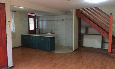 Arriendo de casa de dos pisos en Quillota - Villa Paraíso.