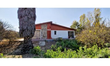 Venta de Sitio urbano de 5.170 m2., con casa de 140 m2., para EMPRENDEDOR CREATIVO, en La Calera