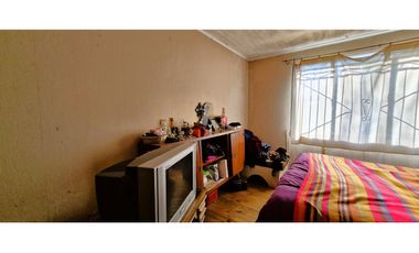 Venta de Sitio urbano de 5.170 m2., con casa de 140 m2., para EMPRENDEDOR CREATIVO, en La Calera