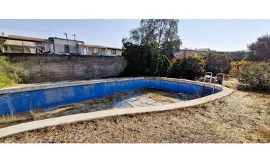 Venta de Sitio urbano de 5.170 m2., con casa de 140 m2., para EMPRENDEDOR CREATIVO, en La Calera