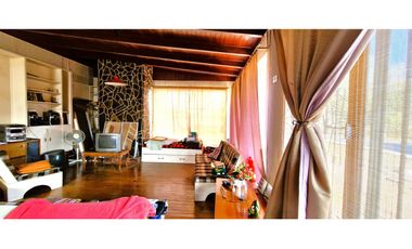 Venta de Sitio urbano de 5.170 m2., con casa de 140 m2., para EMPRENDEDOR CREATIVO, en La Calera