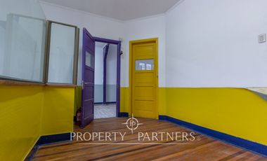 Antigua Casa Remodelada en Almirante Hurtado