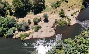 Parcela media Ha orilla Río Cruces