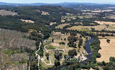 Parcela media Ha orilla Río Cruces