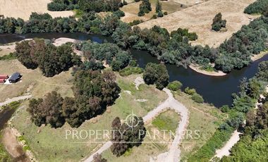 Parcela media Ha orilla Río Cruces