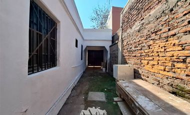 Casa en Venta en Entre Walker Martines y San José