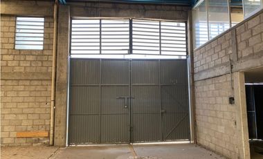 Bodega en venta  en San Juan Del rio 1,305m2, 3 MODULOS.