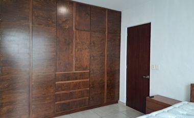 Casa En Renta de una planta en Residencial Bosque Real