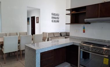 Casa En Renta de una planta en Residencial Bosque Real