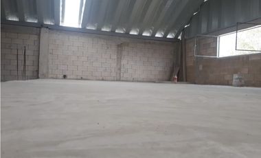Bodega en Venta por Av. Huayacán Atrás de Ancona 220 m²
