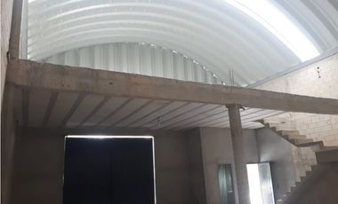 Bodega en Venta por Av. Huayacán Atrás de Ancona 220 m²