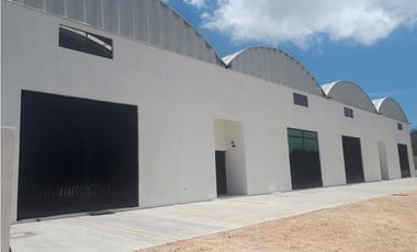 Bodega en Venta por Av. Huayacán Atrás de Ancona 220 m²