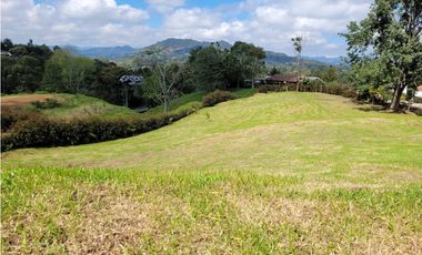 Venta Finca en Sopetrán, 2.800 mts, unidad cerrada 1 solo nivel
