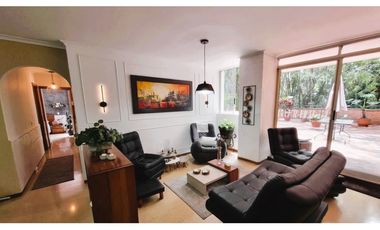 Apartamento con terraza en venta El Poblado - Castropol