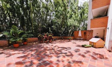 Apartamento con terraza en venta El Poblado - Castropol