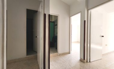 ARRIENDO CASA COMERCIAL  AVENIDA LAGOS 3