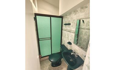 ARRIENDO CASA COMERCIAL  AVENIDA LAGOS 3