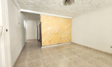 ARRIENDO CASA COMERCIAL  AVENIDA LAGOS 3