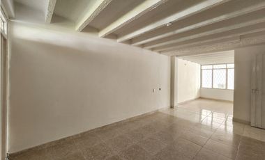 ARRIENDO CASA COMERCIAL  AVENIDA LAGOS 3