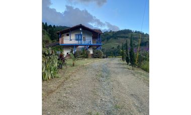 Alquilo casa campestre en el municipio de la Estrella amoblada