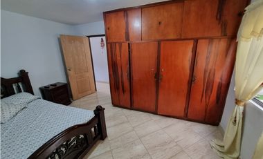 Venta de casa segundo piso con apartaestudio