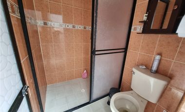 Venta de casa segundo piso con apartaestudio