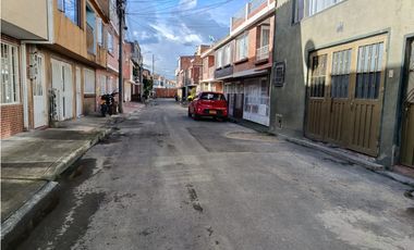 CASA AV PRADILLA LOS OLIVOS