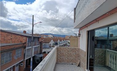 CASA AV PRADILLA LOS OLIVOS