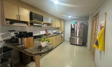 Hermosa Casa Conjunto de 2 niveles en Villa Santos
