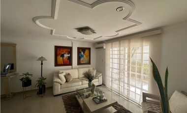 Hermosa Casa Conjunto de 2 niveles en Villa Santos